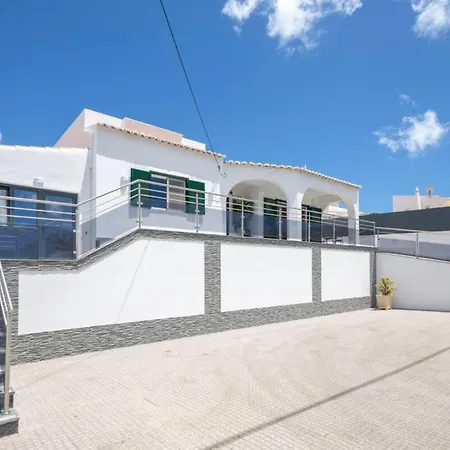 Le Petit Charme Holiday home *